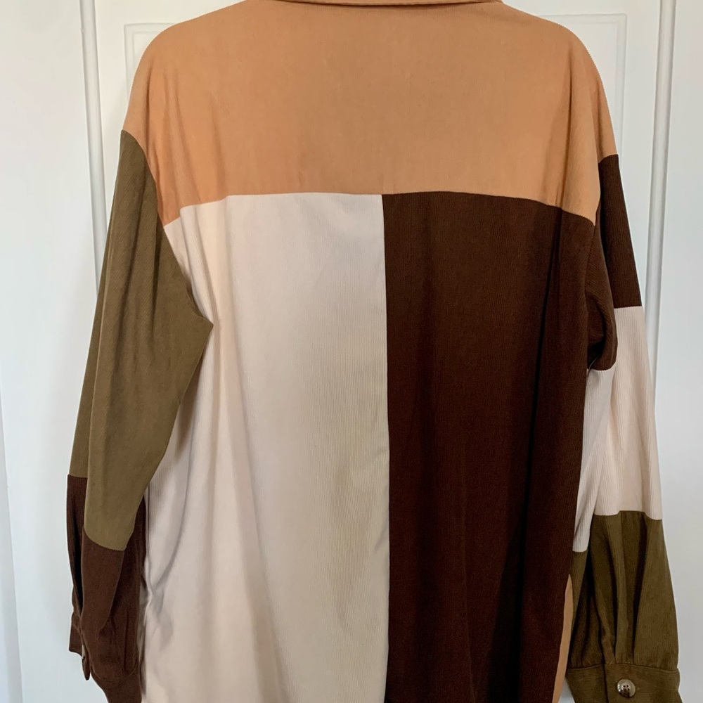 Listicle Color Block Shacket - Picture 2 of 3